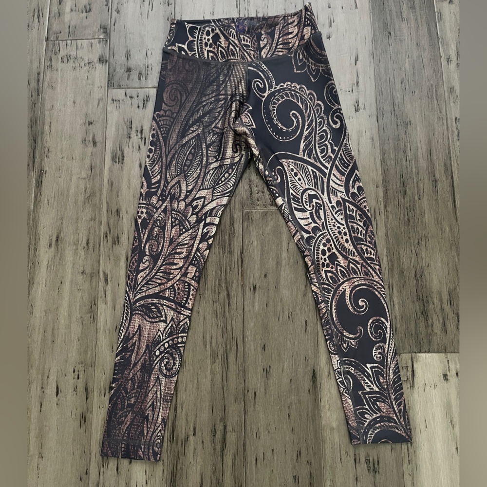 Niyama Sport Leggings Size Small